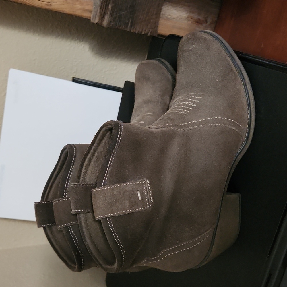 Clarks Artisian Westen Suede Boot - Picture 3 of 6